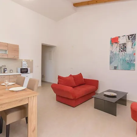 Apartman Lovely In