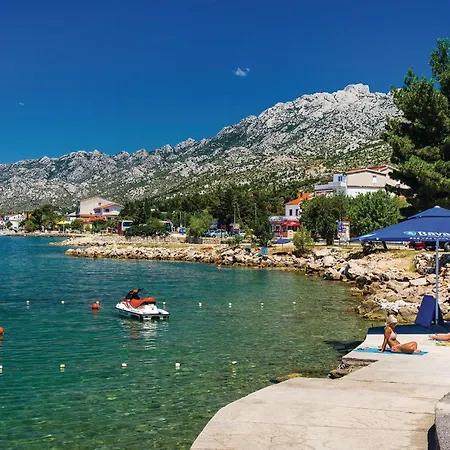 Stunning In With Heated Swimming Pool Starigrad Paklenica